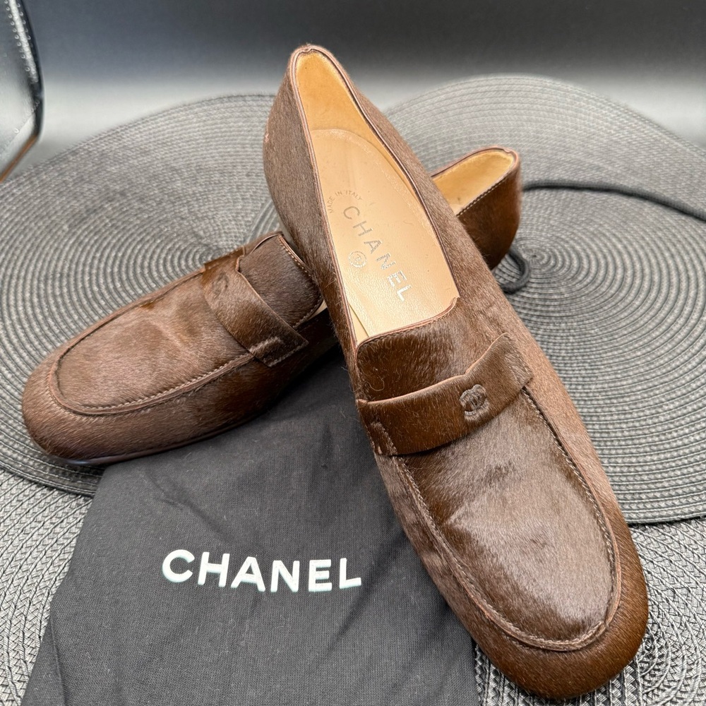 Chanel women’s rare fur calfskin brown loafer 9.5. Original price 1500.